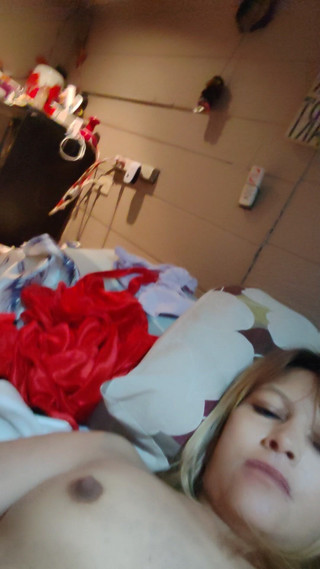 Hot Wife Masturbates When Her Husband Leaves Her Hot, I Mean Always