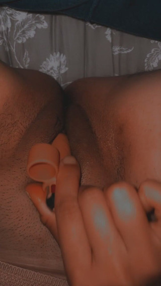 Trying Out Tiny Cute Vibrator