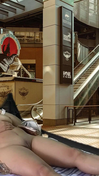 Sex in the Shopping Mall with Garabas and Olpr