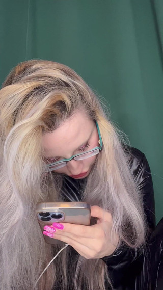 Love Addiction Webcam Session Part 4