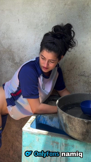 Stepsister and Urgent Stepbrother